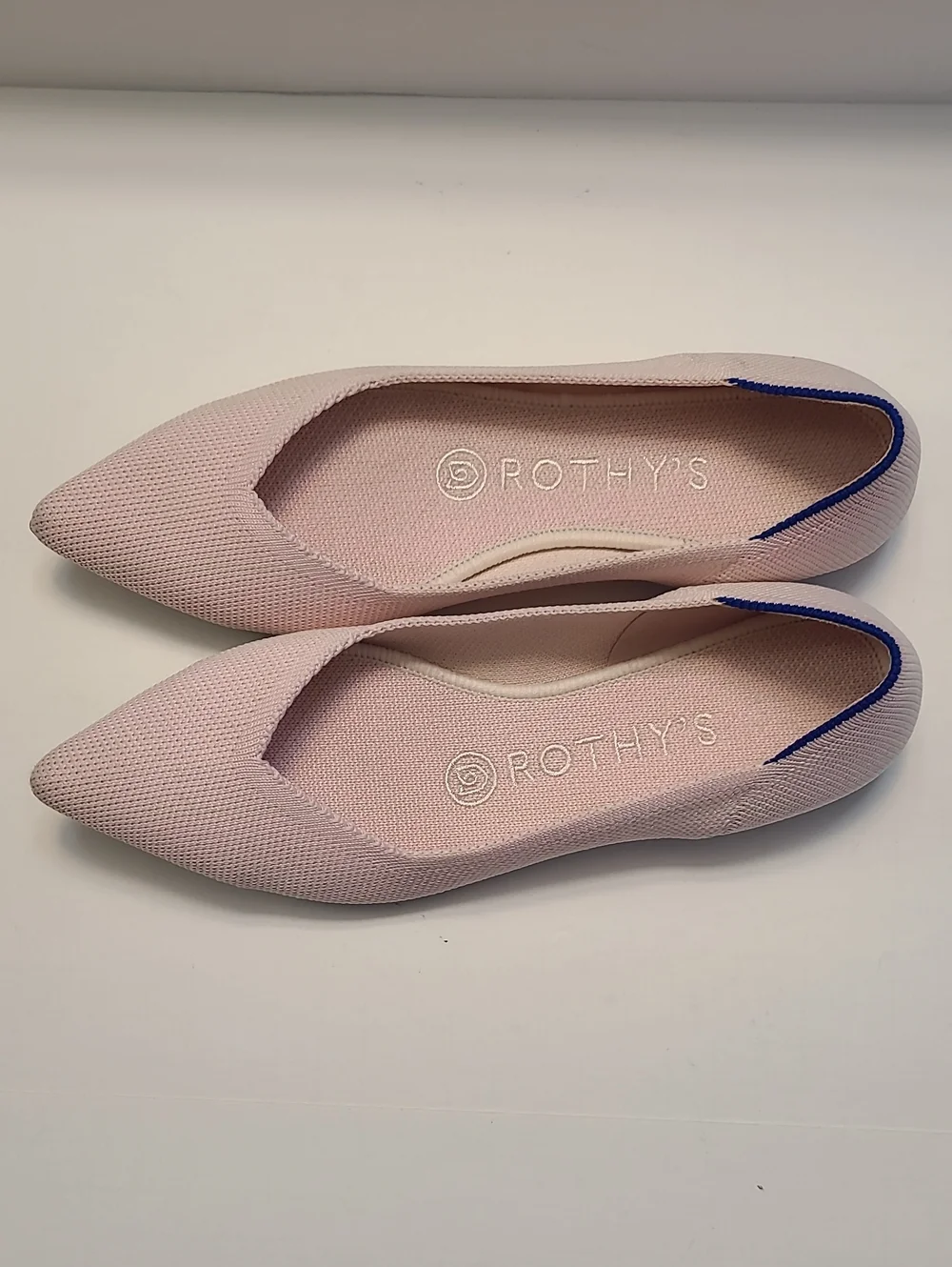 Rothy's The pointed Womens Comfy Stylish Light Pink Sz 6